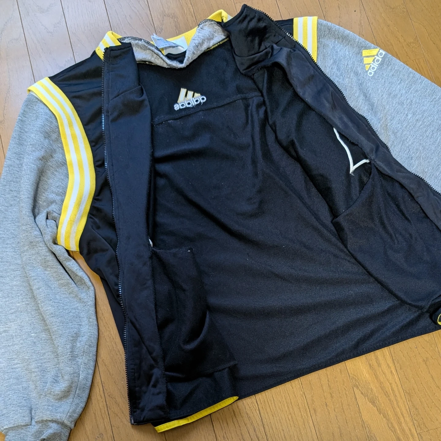 アディダス 90's VINTAGE Adidas TRACK JACKET(セットアップ)の写真3枚目