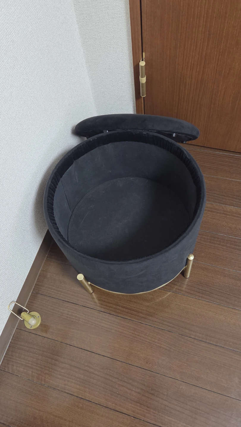収納付きスツール ブラック ゴールド脚の写真4枚目