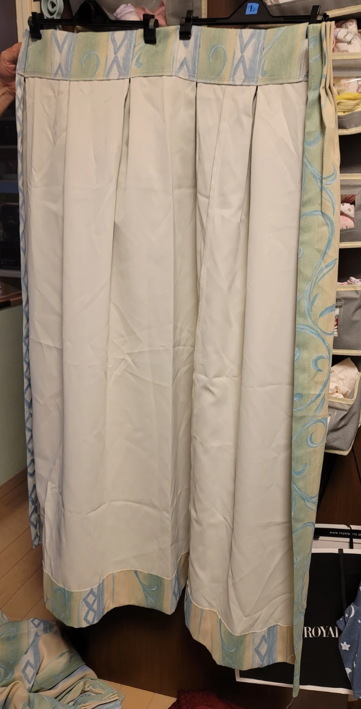 カーテン 2枚セット グリーン系 130cm x 73cmの写真4枚目