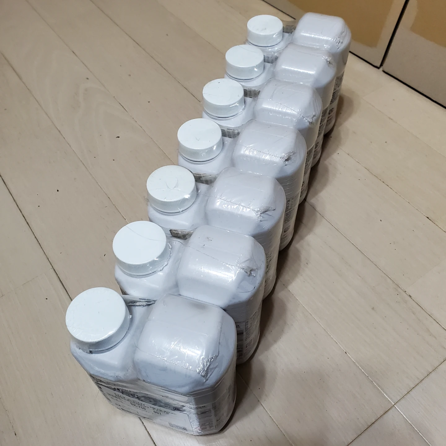 もう1円も下げません‼️限界価格‼️すぐ来れる人‼️新品未開封 ドラム式洗濯槽クリーナー750mlの7本セットの写真2枚目