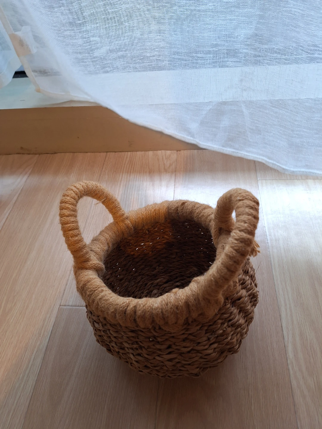 無印良品　ラタン素材 バスケット 手提げ付き
