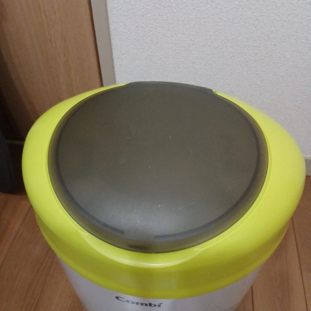コンビ 強力防臭抗菌おむつポット ゴミ箱 スマートポイ 袋12枚付きの写真4枚目