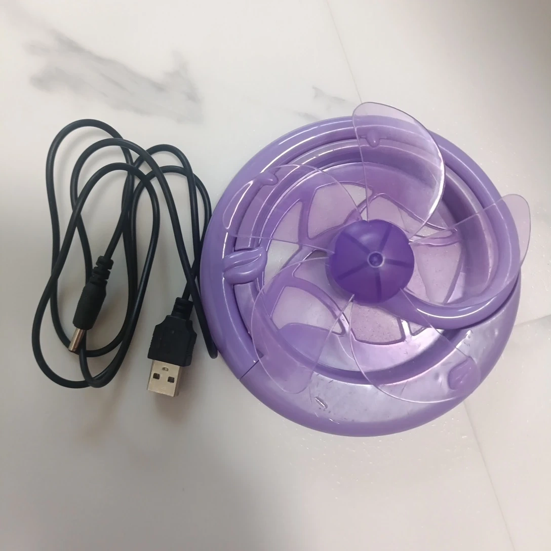 USB折りたたみ扇風機の写真3枚目