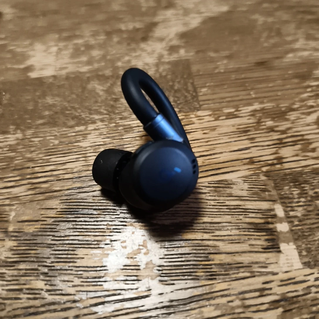 SoundcoreスボーツX20 左耳