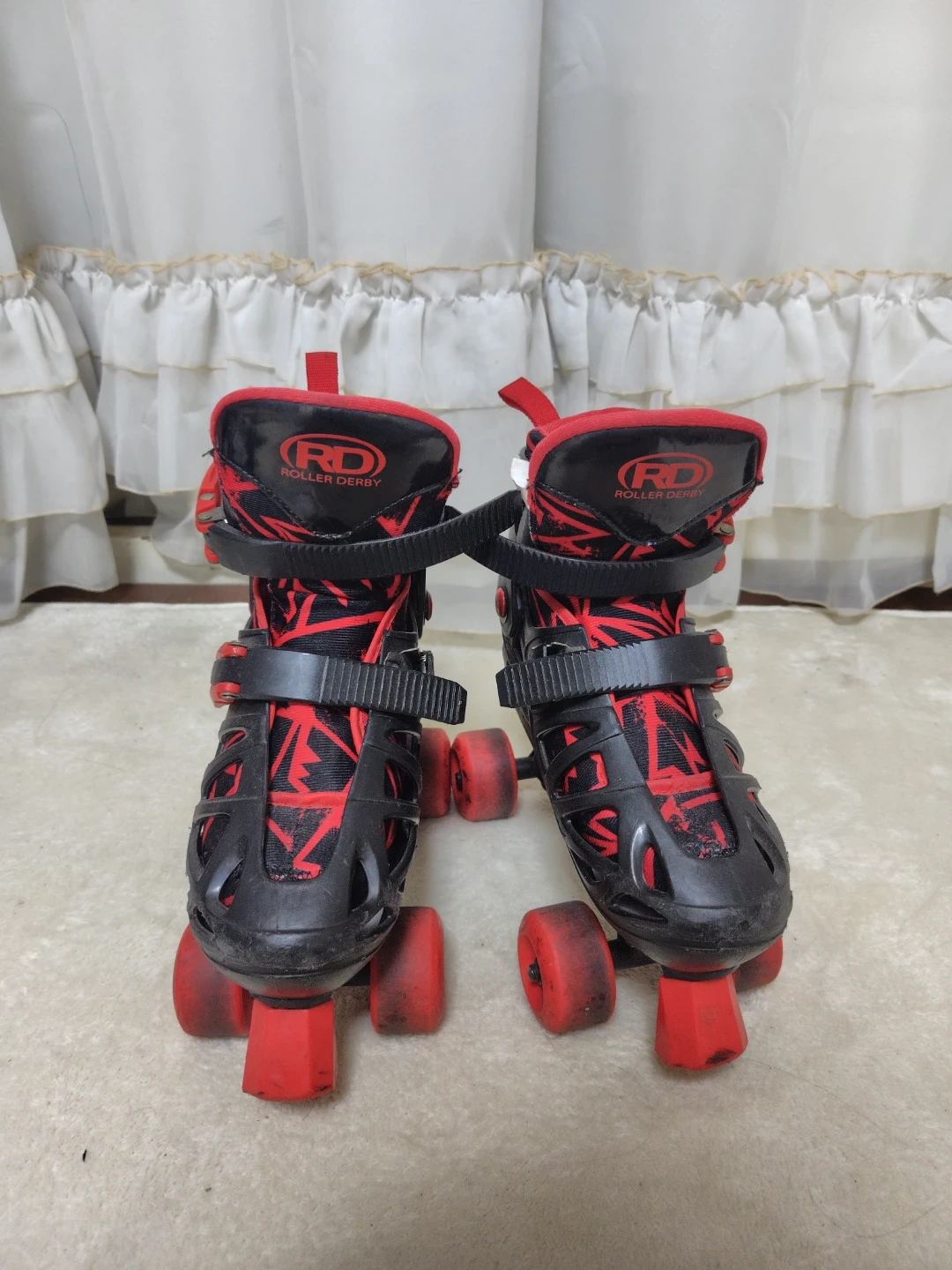 ローラーダービー ローラースケート 21-24cm