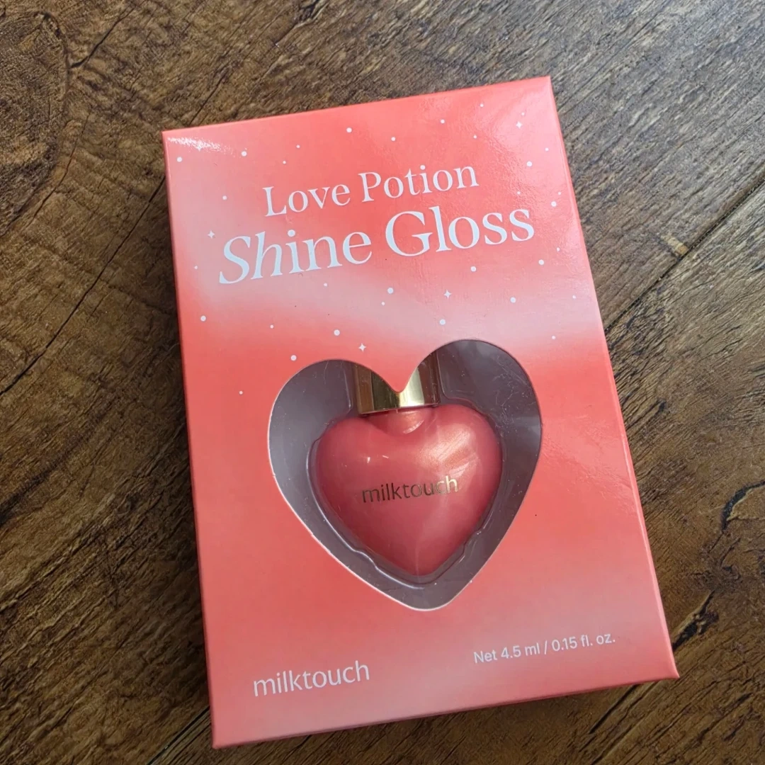 milktouch Love Potion Shine Gloss メロウィンク