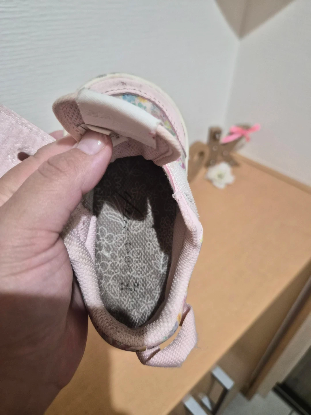 イフミー ベビーシューズ 花柄 ピンク 14cmの写真6枚目