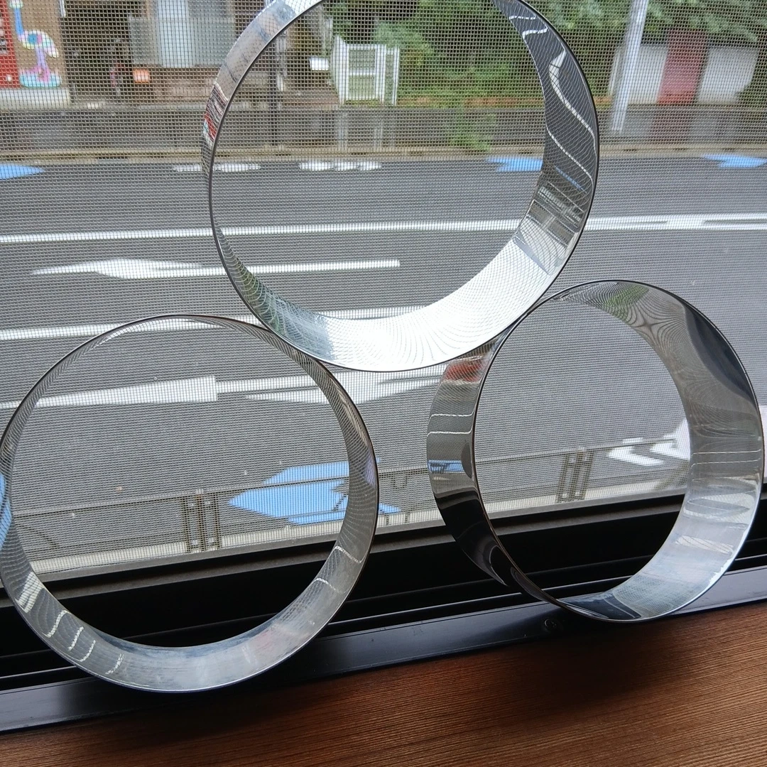 ステンレス製 セルクルリング1つ500円 3個まであります