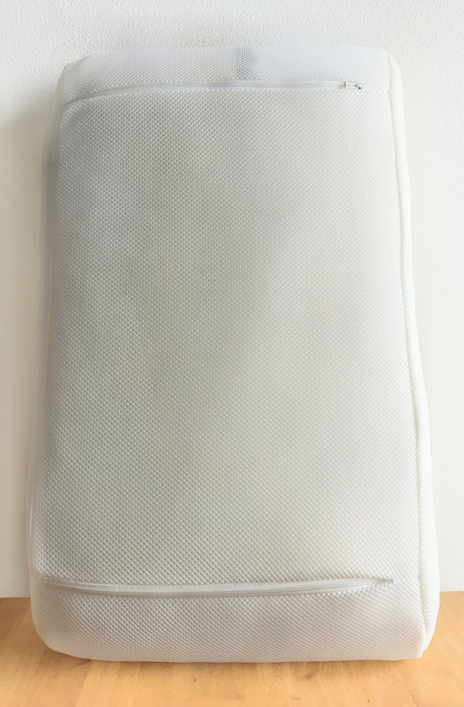 【美品】無印良品　寝返りを受けとめるまくらの写真2枚目