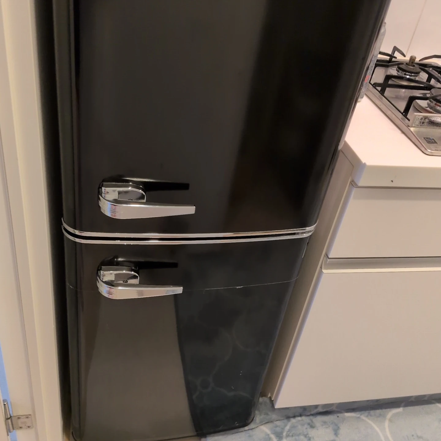 【美品】レトロ冷蔵冷凍庫 130L PRR-142D ブラック（値引き交渉可）の写真3枚目