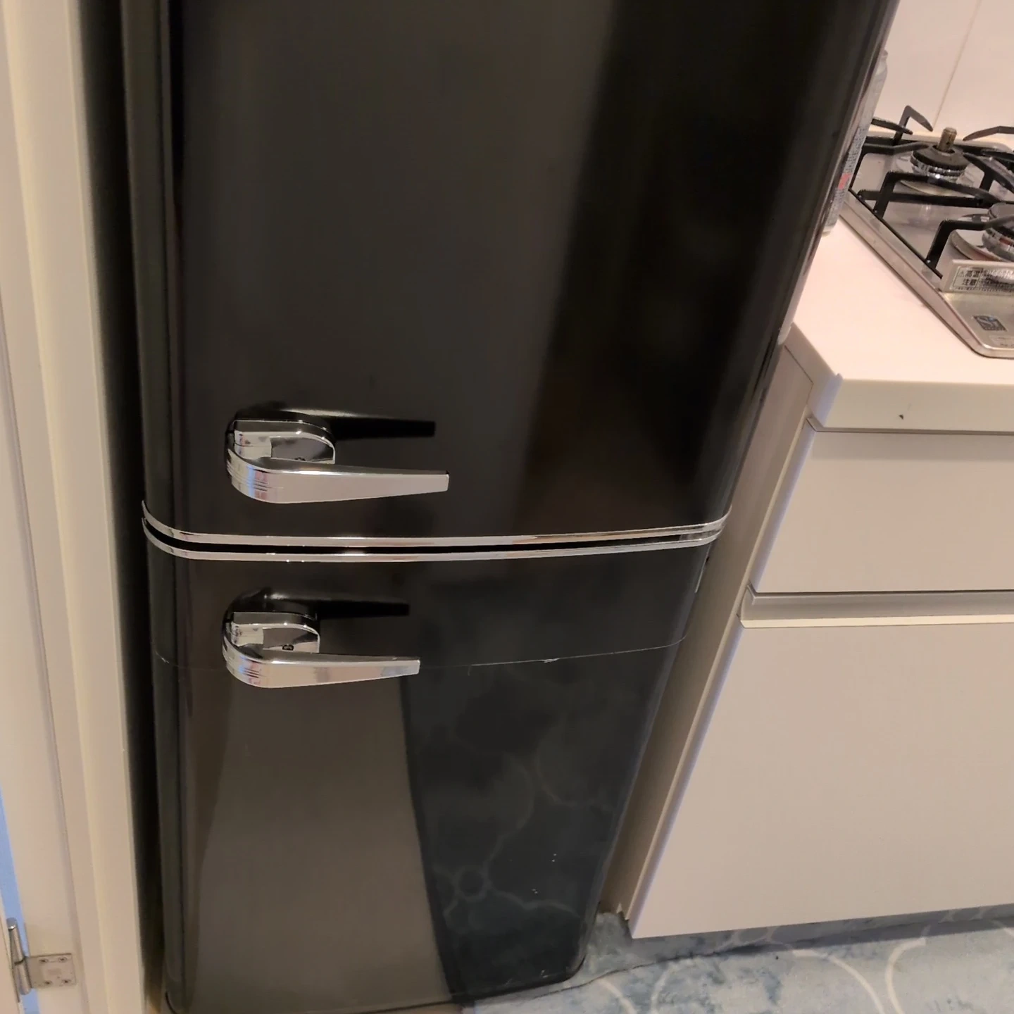 【美品】レトロ冷蔵冷凍庫 130L PRR-142D ブラック(値引き交渉可)の写真3枚目