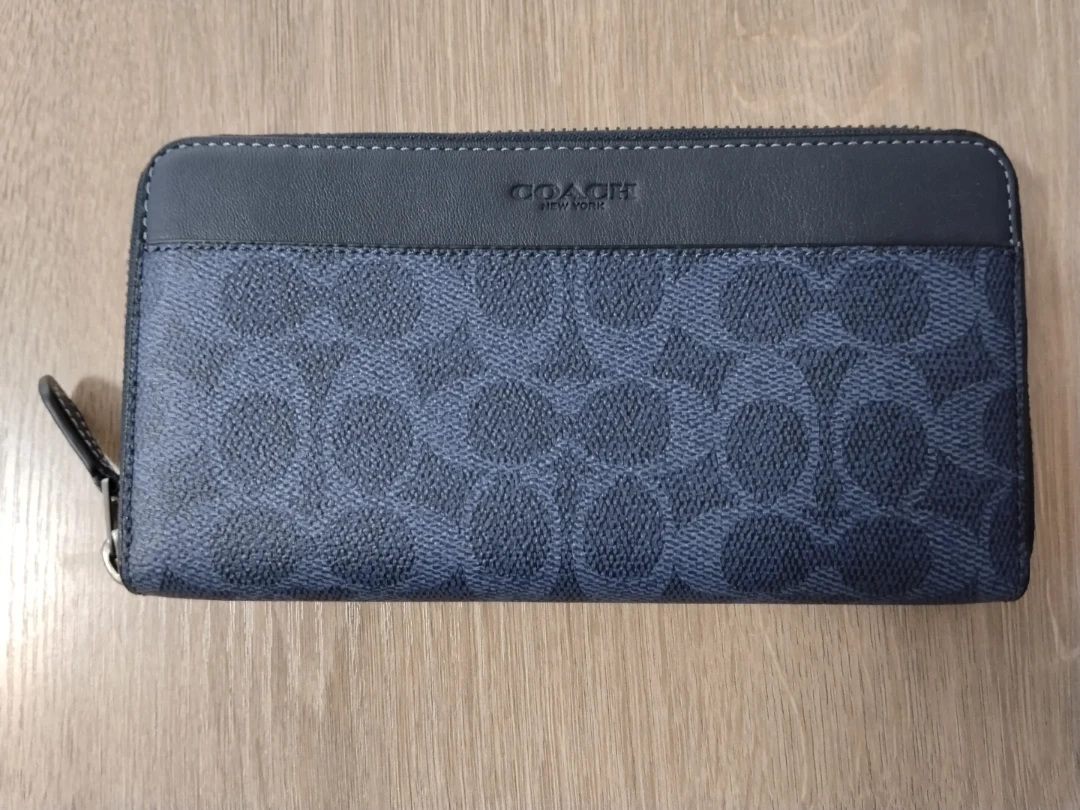 COACHアコーディオン ウォレット．シグネチャー キャンパス ネイビー