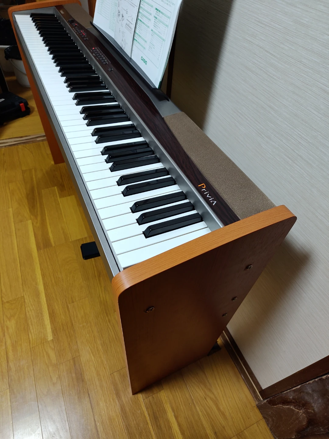 Casio Privia PX-100 (スタンド付き)の写真5枚目