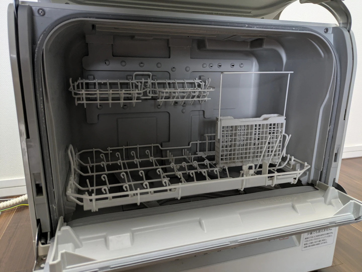 パナソニック 食器洗い乾燥機 NP-TSK1-W（ホワイト）　食洗機の写真6枚目