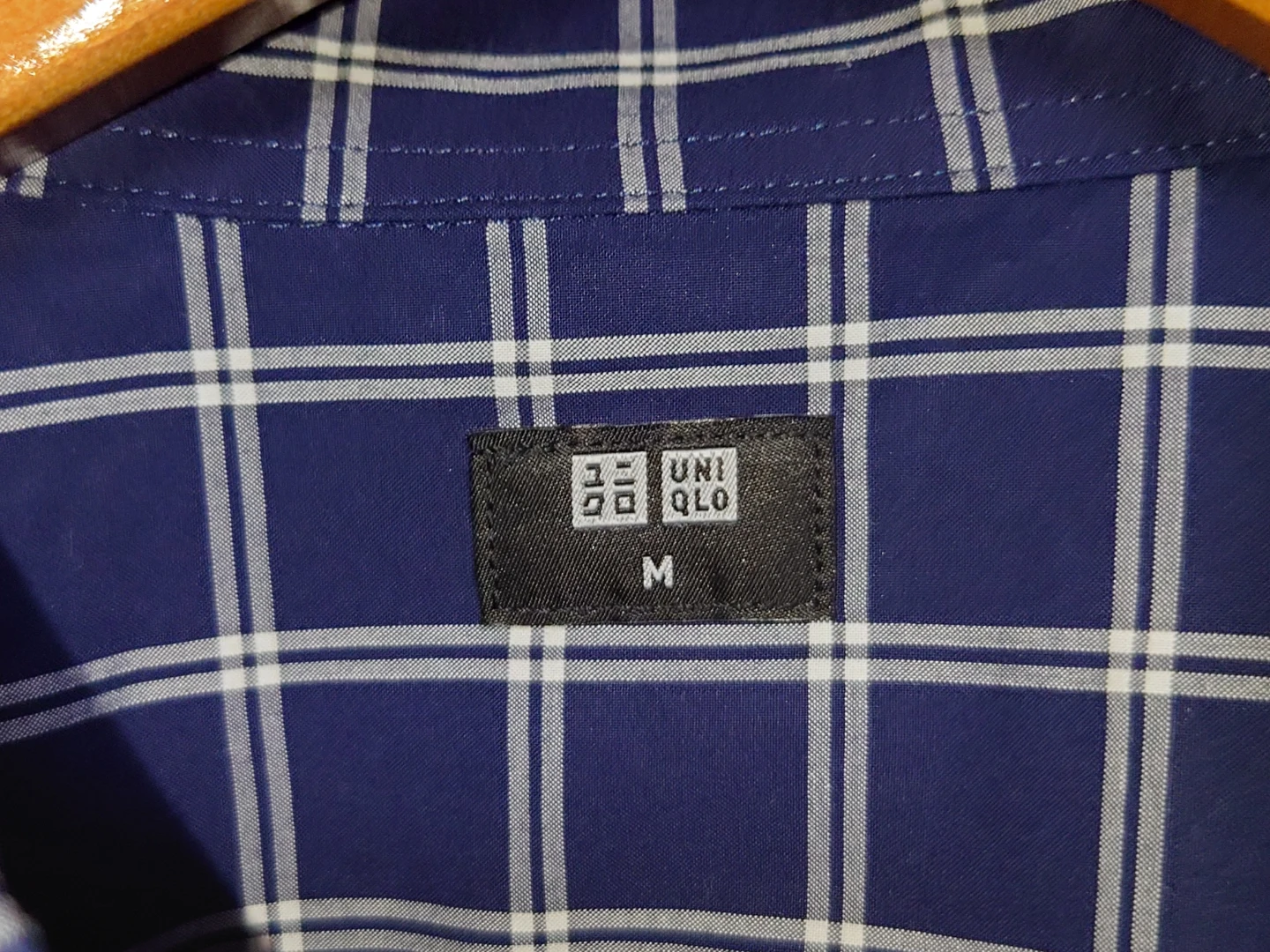 UNIQLO ユニクロ チェックシャツ 紺 Mサイズの写真4枚目
