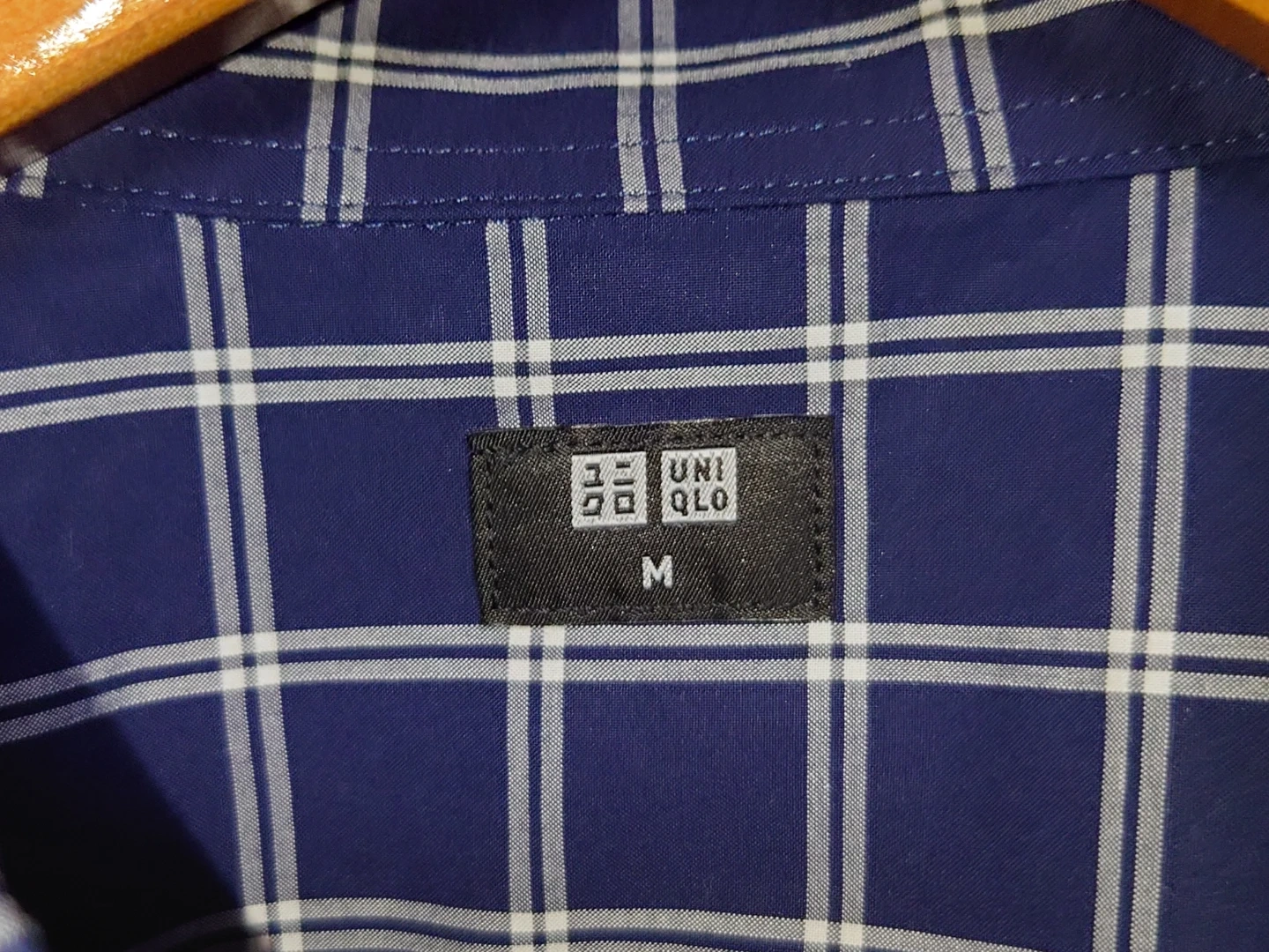 UNIQLO ユニクロ チェックシャツ 紺 Mサイズの写真4枚目