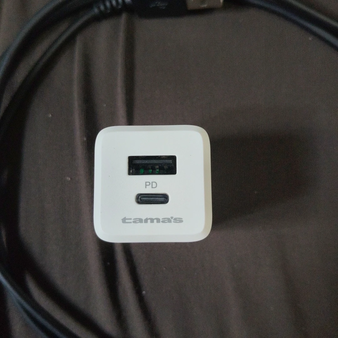 多摩電子工業 充電器 AP156の写真2枚目