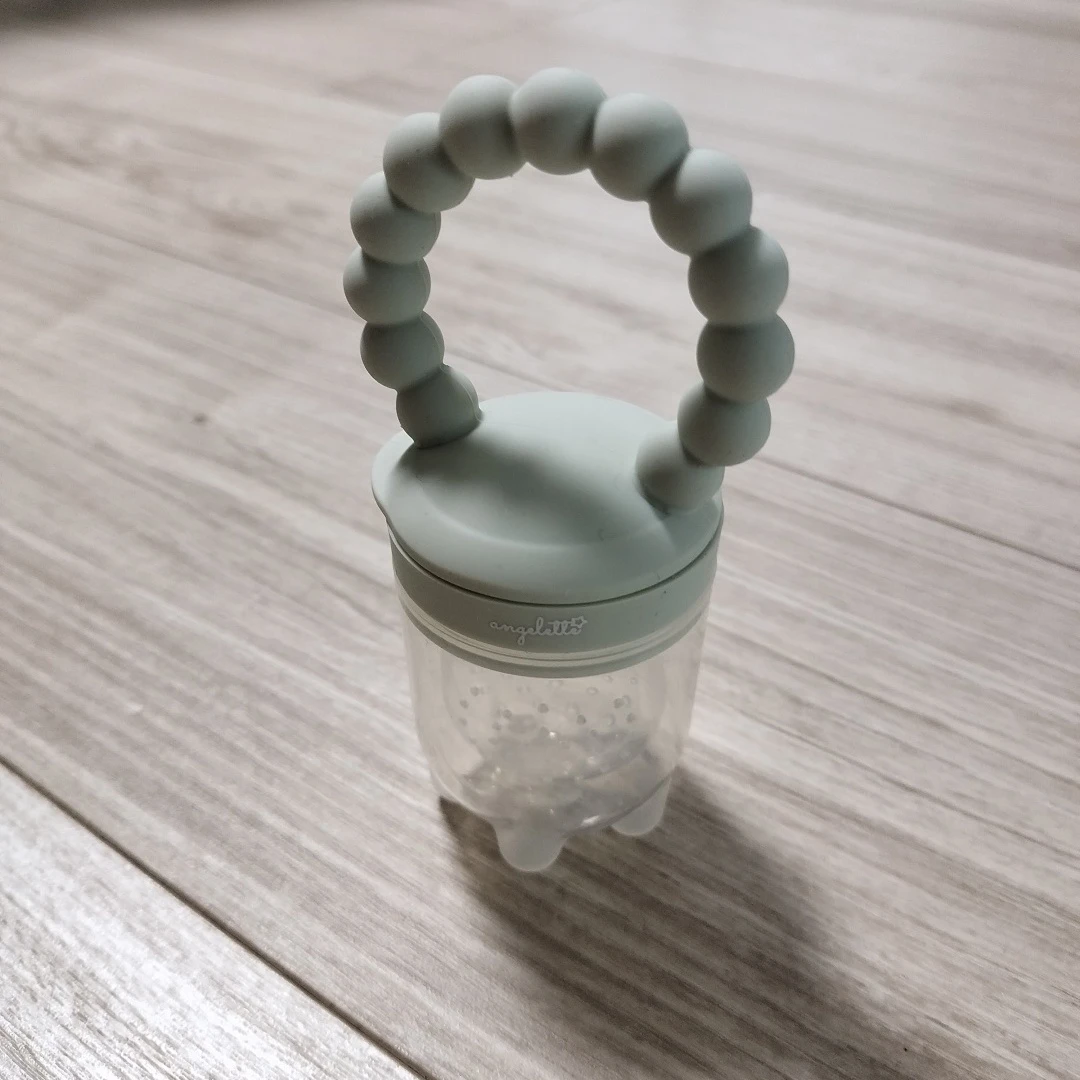 アンジェレッテ モグフィ 離乳食フィーダーの写真2枚目