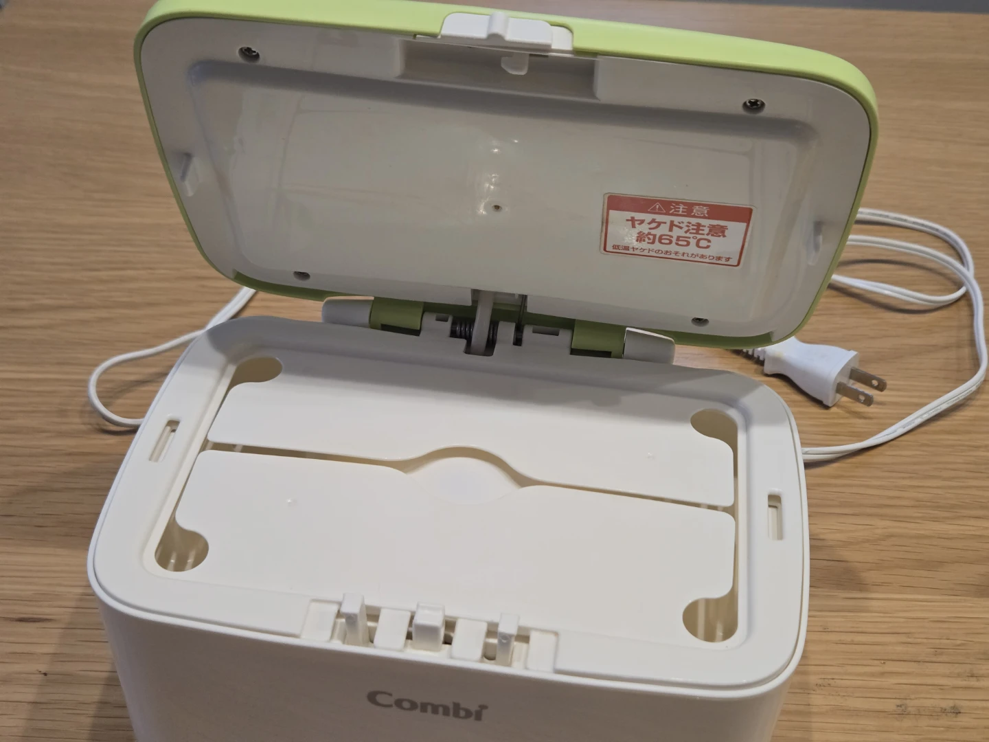 コンビ クイックウォーマー おしりふき温め器の写真2枚目