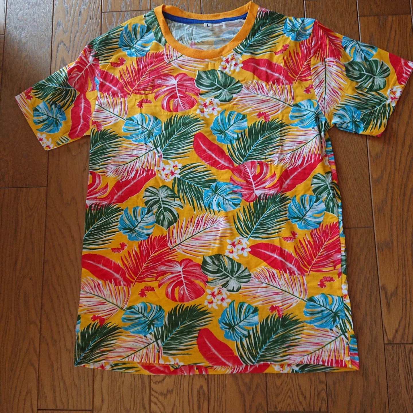トロピカル柄 半袖Tシャツ イエロー Lサイズ