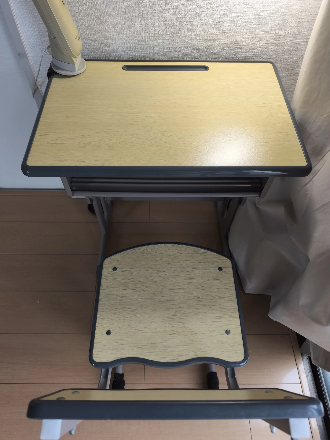 キッズデスク＆チェアセット 高さ調整可能