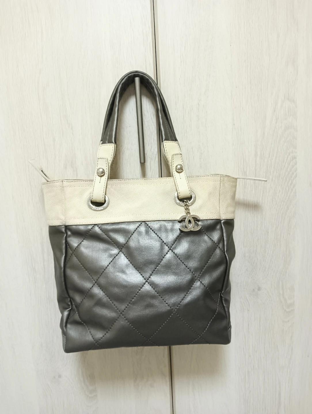 CHANEL シャネル パリビアリッツPM トートバッグ バイカラー