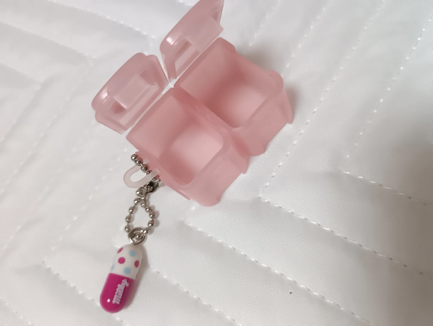 (非売品)ペコちゃん 小物入れ ミニケース キーホルダーの写真2枚目
