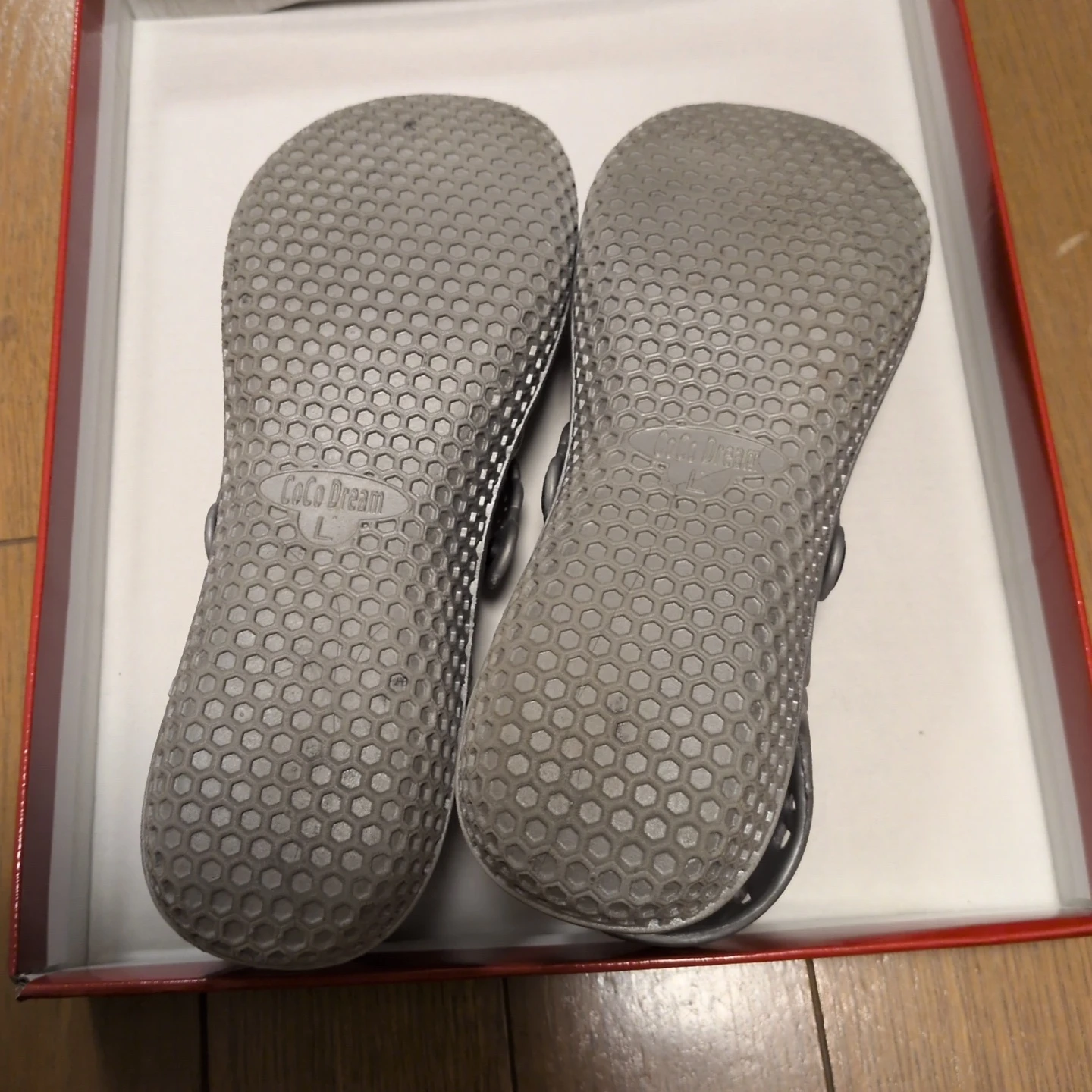 ココドリーム サンダル シルバーの写真2枚目