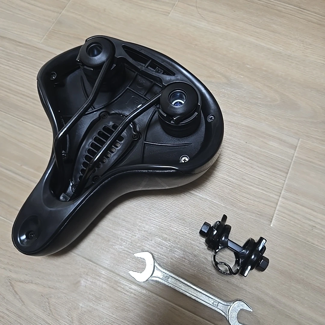 自転車用 サドル クッション ブラックの写真2枚目