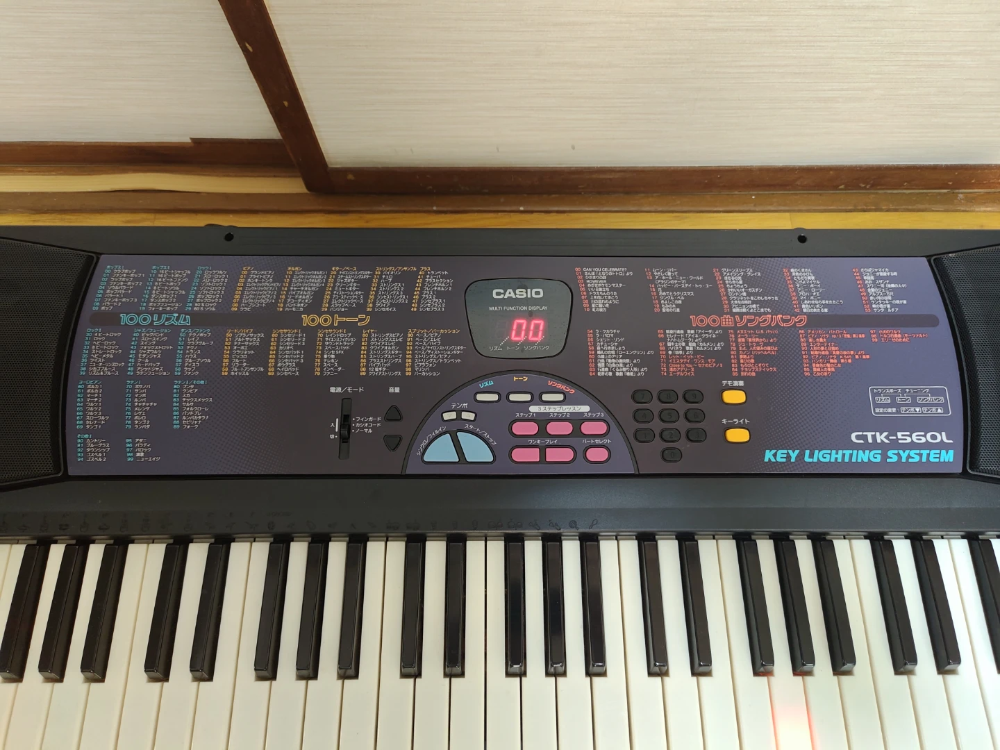 Casio CTK-560Lの写真4枚目