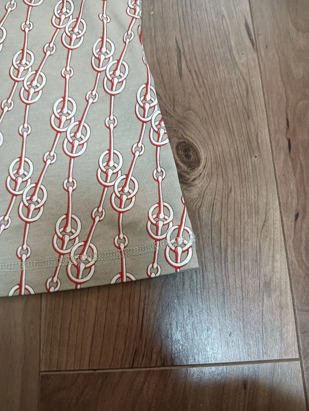 未使用品。HERMES エルメス クリケティス 総柄モチーフ Tシャツの写真9枚目