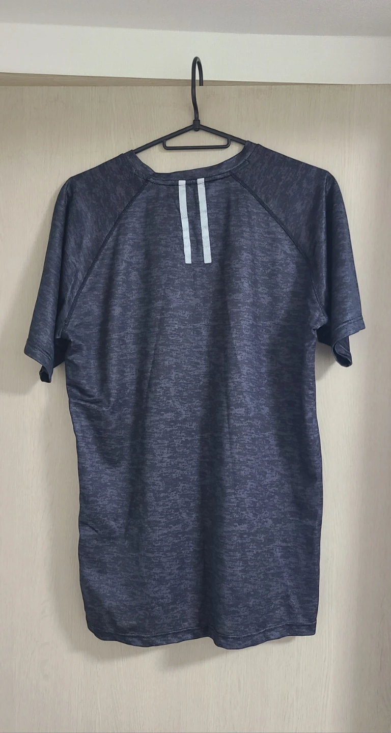 アクティブギア スポーツウェア Tシャツの写真2枚目