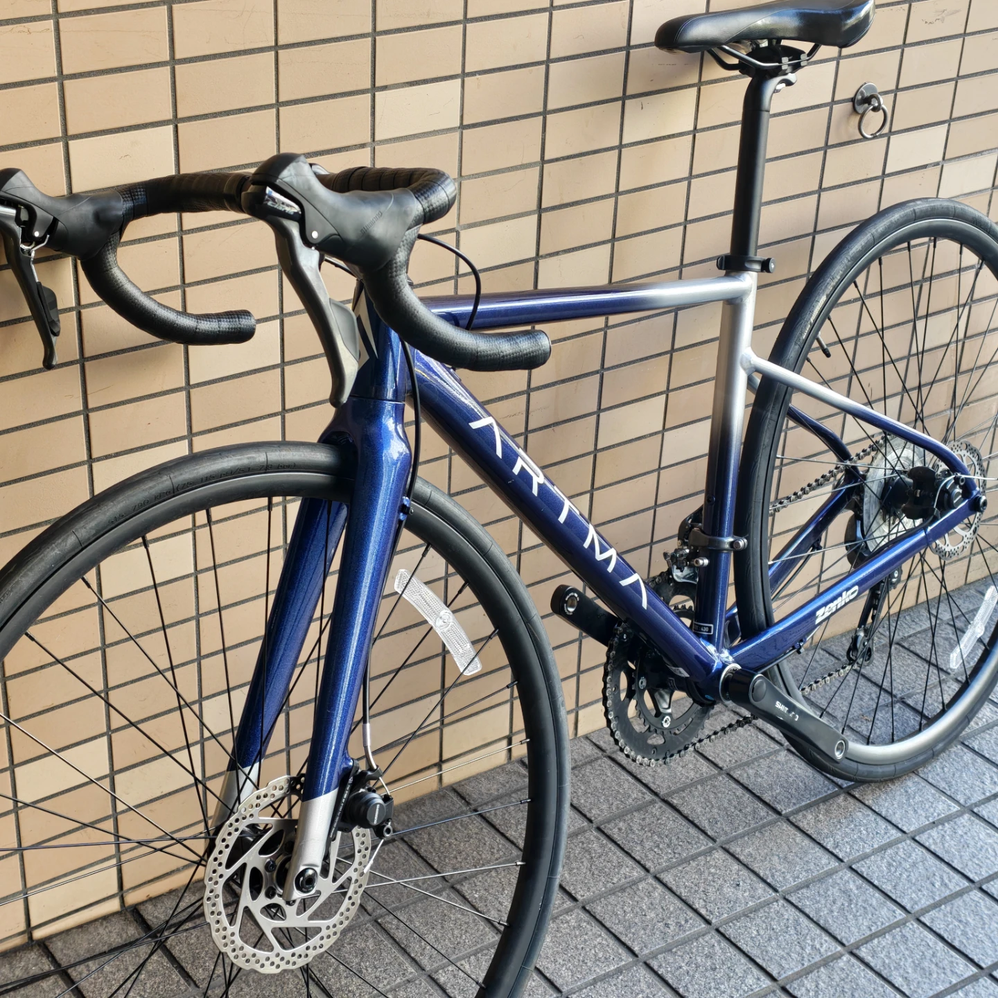ARTMA RYLAS ロードバイク 完成車の写真7枚目