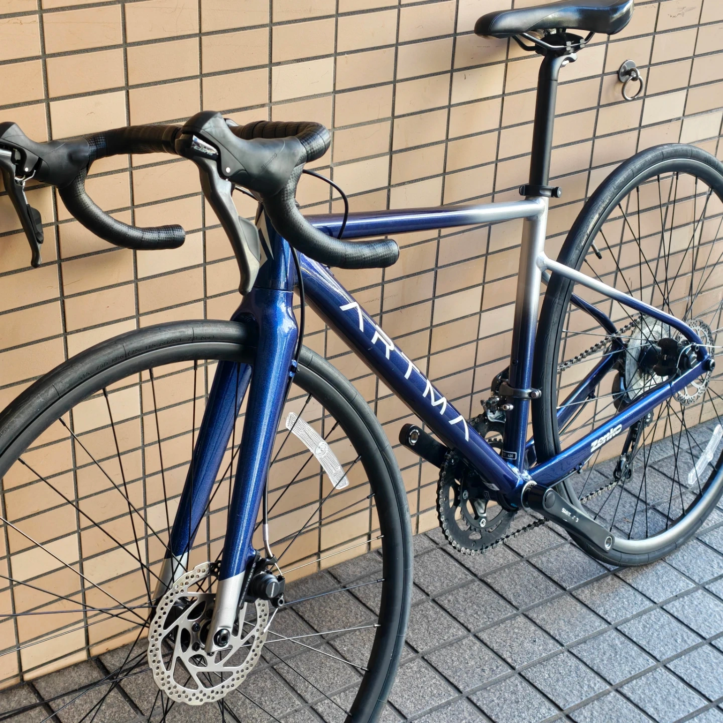 ARTMA RYLAS ロードバイク 完成車の写真7枚目