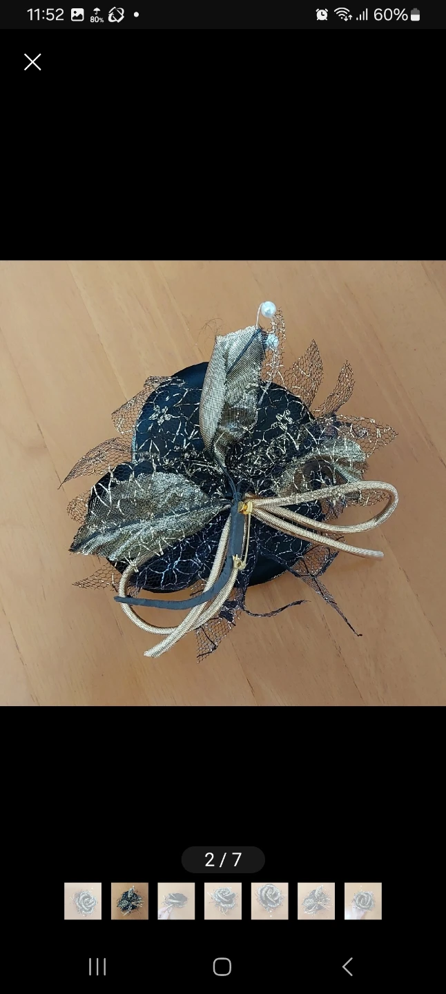 ゴールド ブラック 薔薇 コサージュの写真2枚目