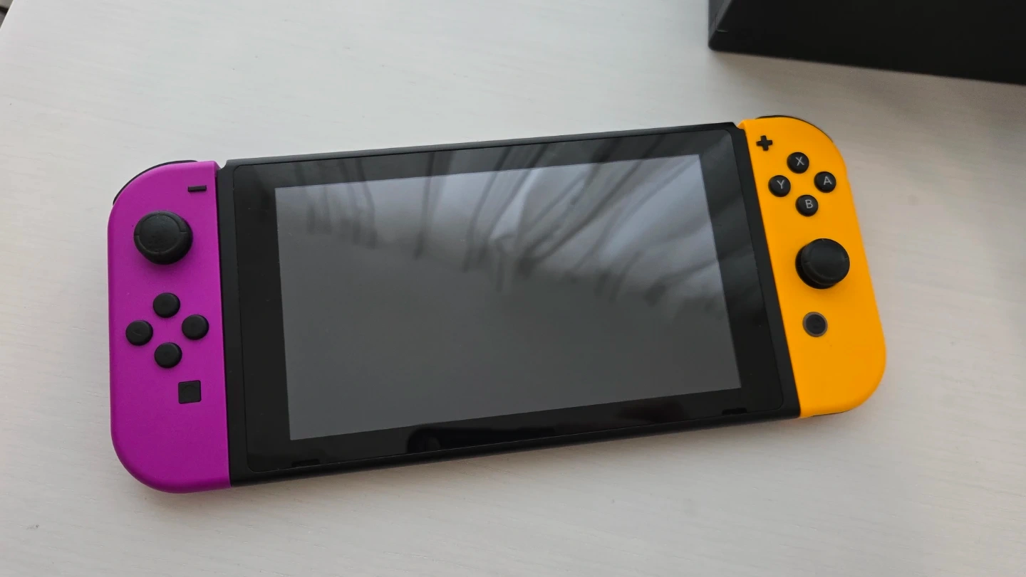 ニンテンドースイッチ 本体セット(箱なし)の写真2枚目