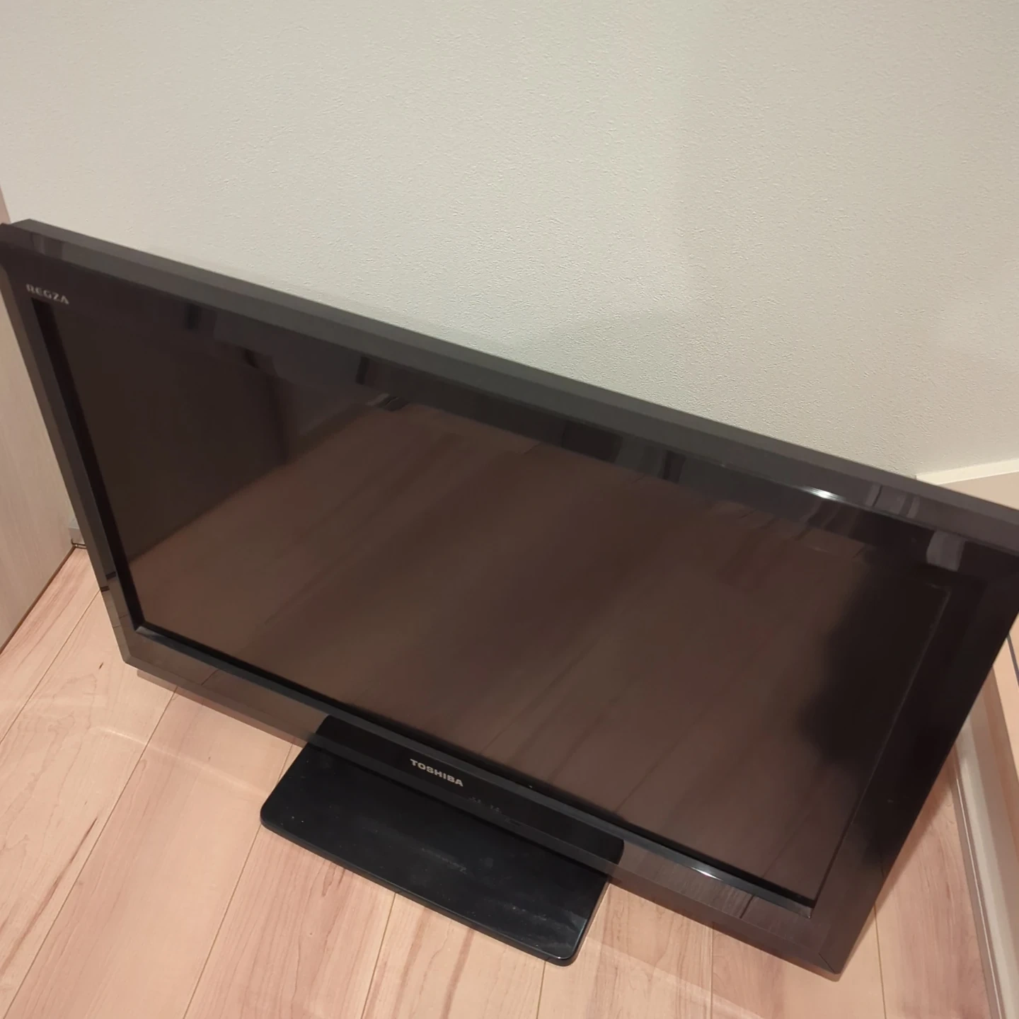 東芝 レグザ 32インチ 液晶テレビ 32BC3 リモコン無し