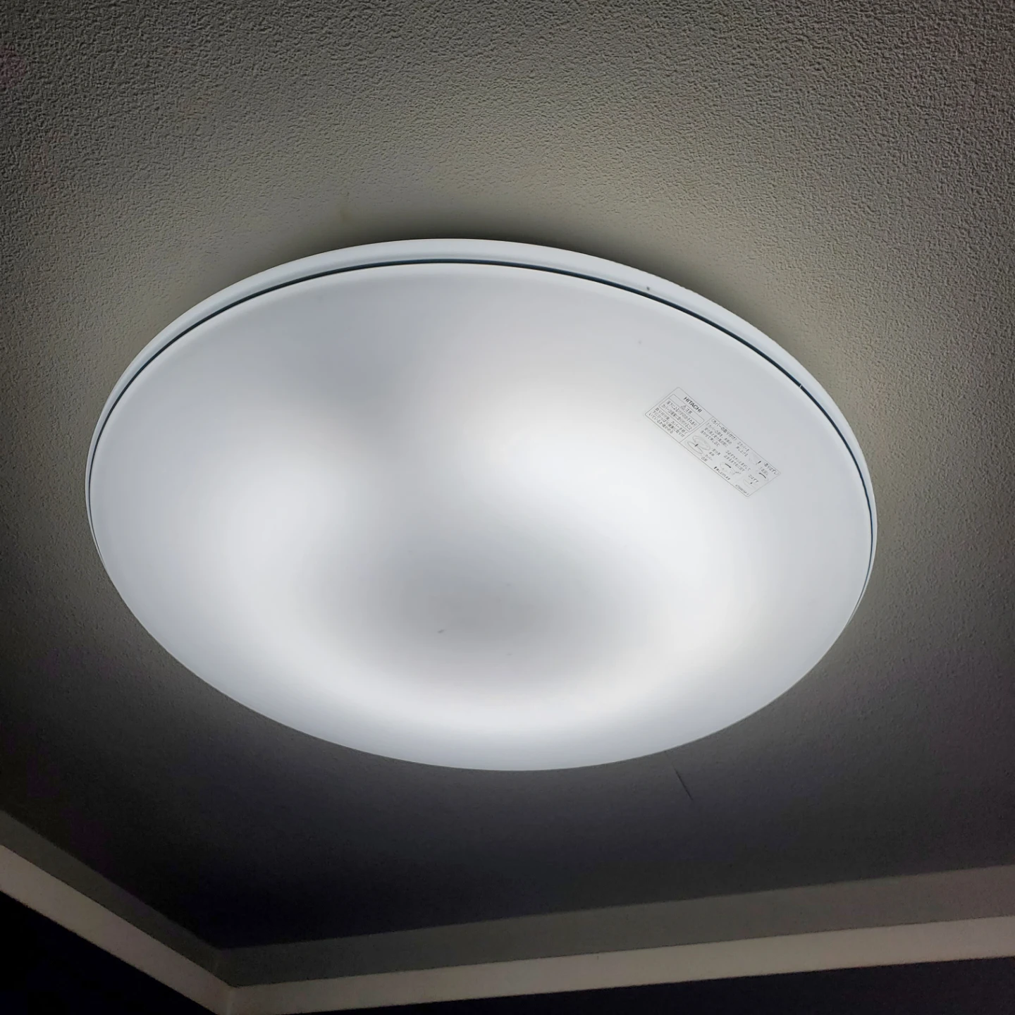 出品まとめ買い2個以上で割引可‼️美品 シーリングライト 大きめ12畳 蛍光灯LED 日立 ktb46194-1の写真2枚目
