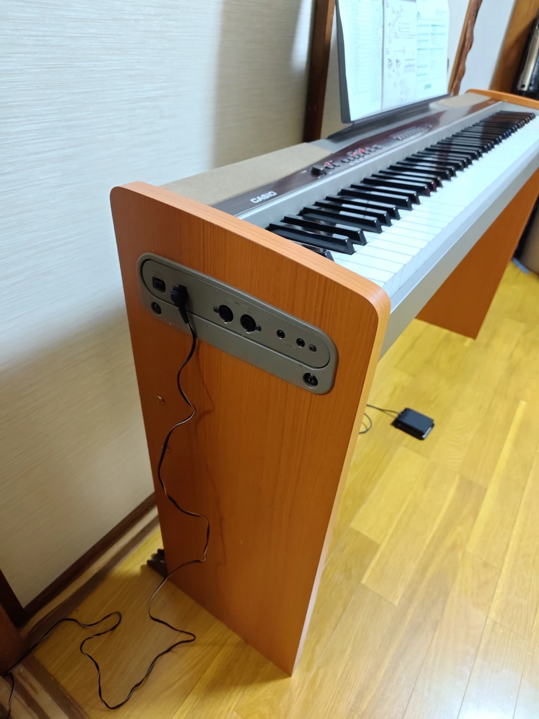 Casio Privia PX-100 (スタンド付き)の写真2枚目