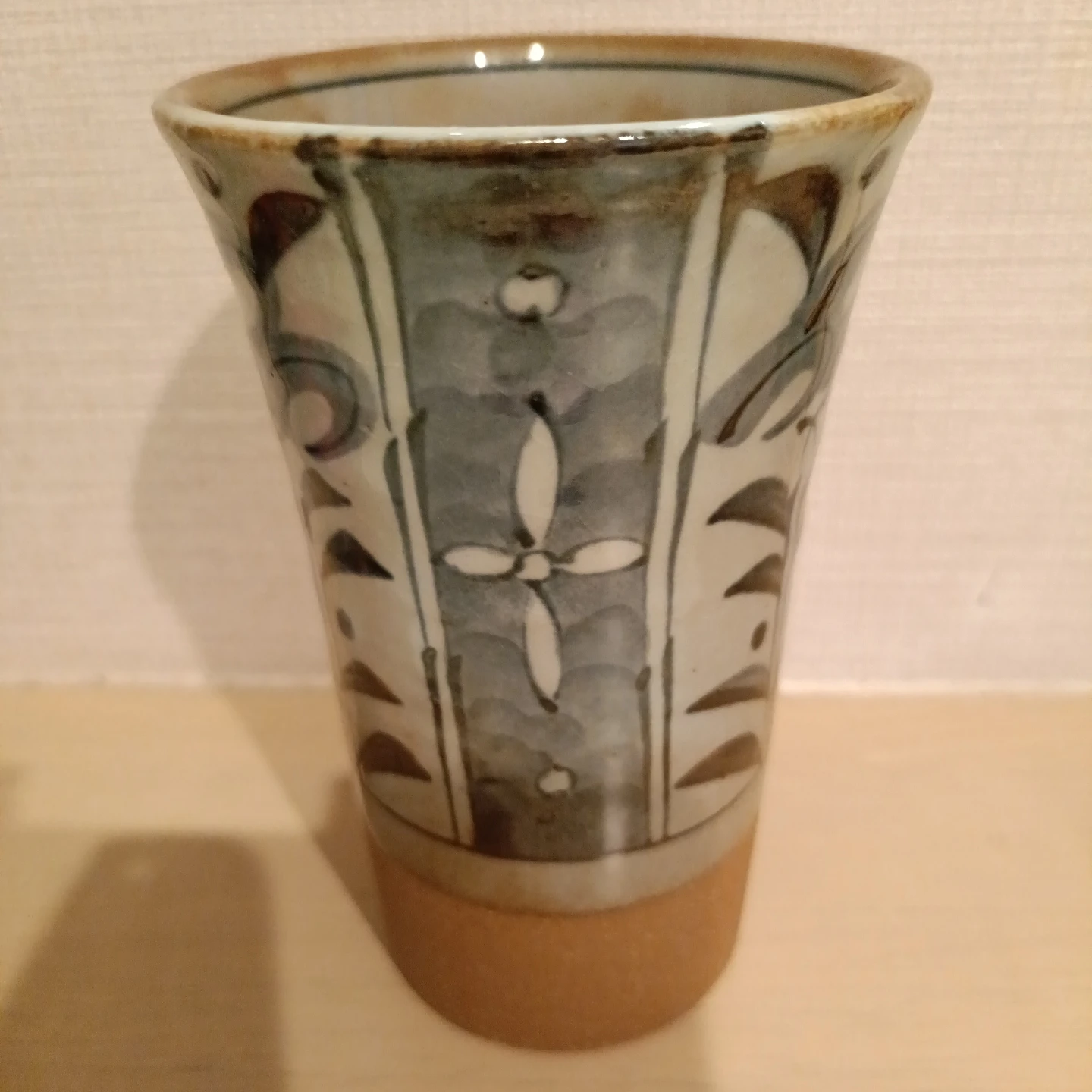和風ビアグラス 陶器  手描き模様