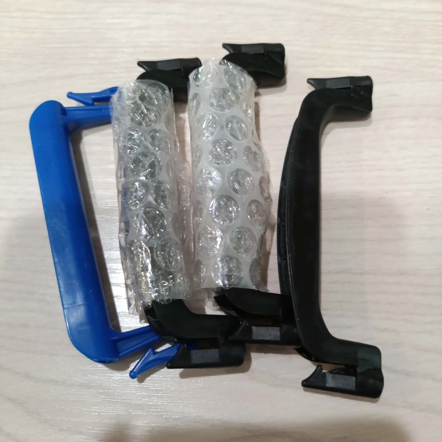 荷造り用取っ手