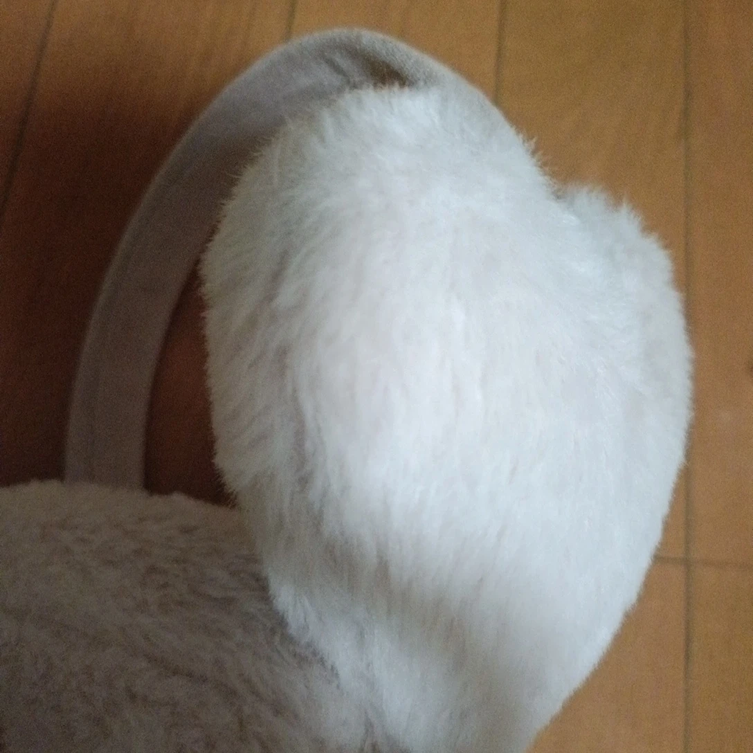 こどもサイズ ふわふわ イヤーマフ ピンクの写真3枚目