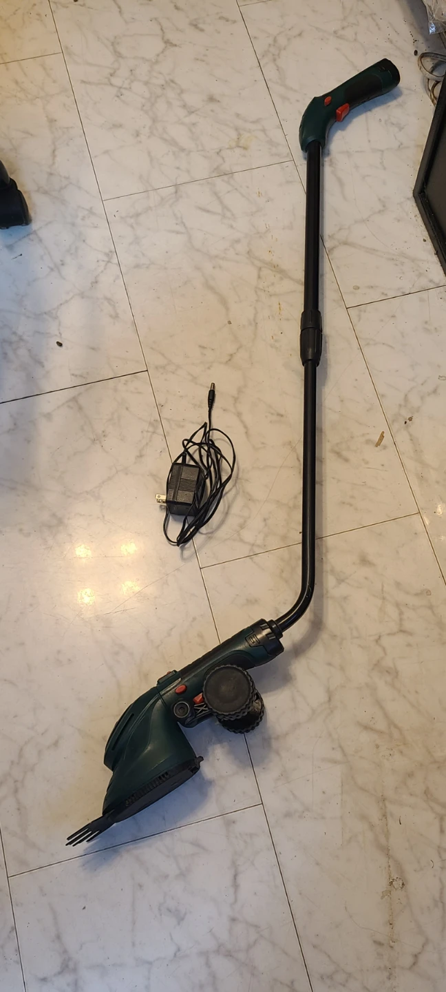 充電式芝刈機 3.6Vの写真3枚目