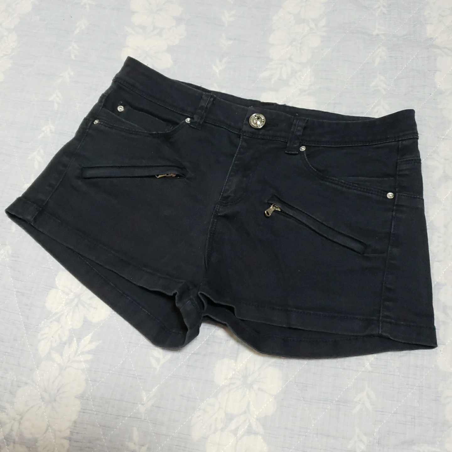 ベルシュカ ブラック ショートパンツ Sサイズ