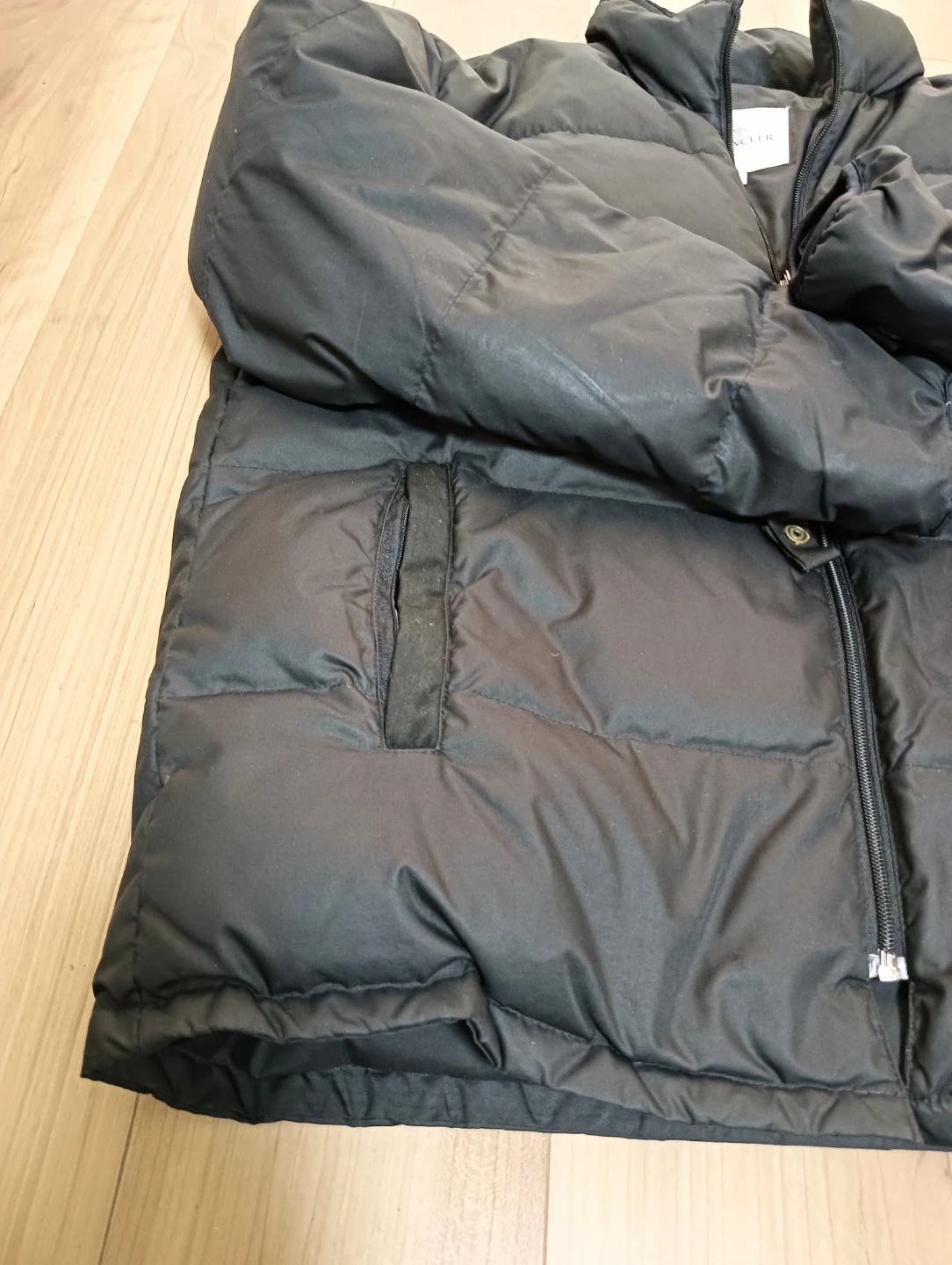 美品。MONCLER  モンクレール ダウンコート ジャワの写真7枚目