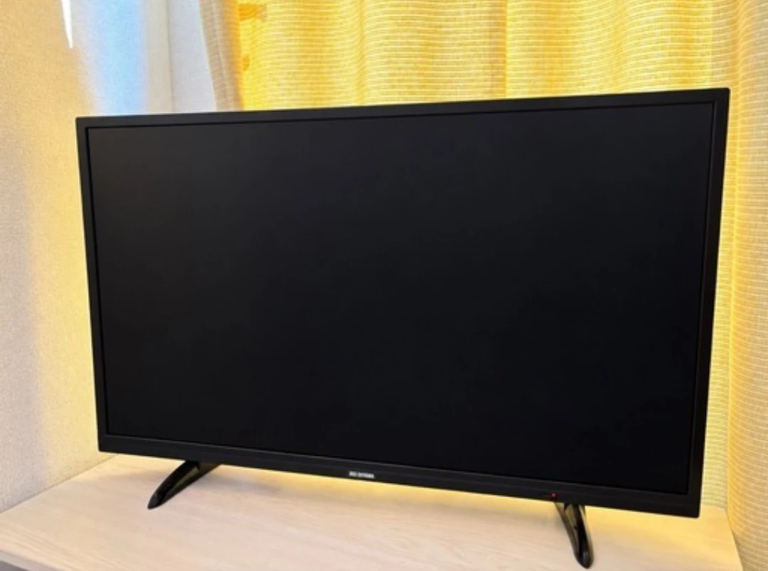 アイリスオーヤマ　32型TV