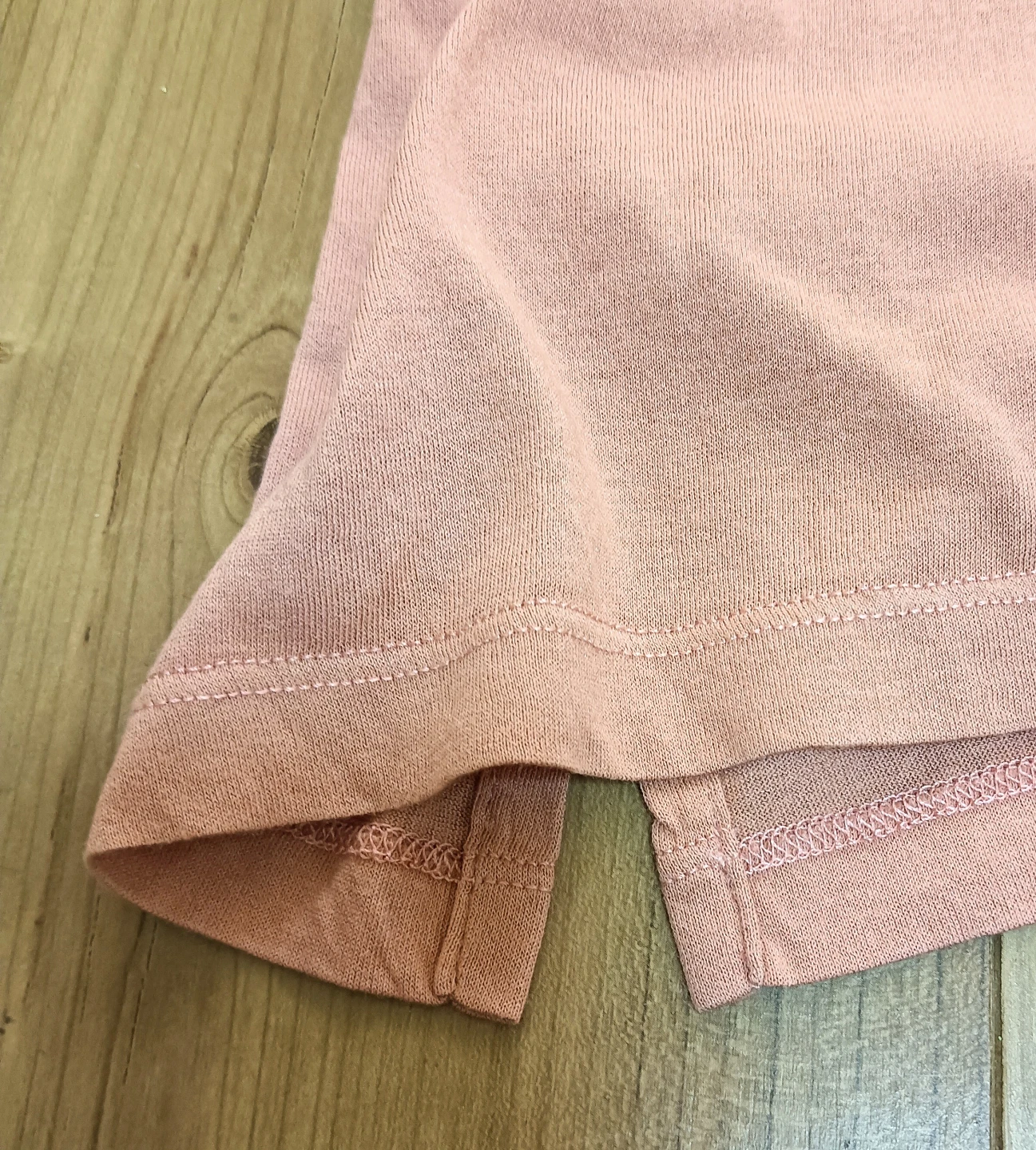 非常に美品。PRADA プラダ コットン&シルク素材 長袖 Tシャツの写真8枚目