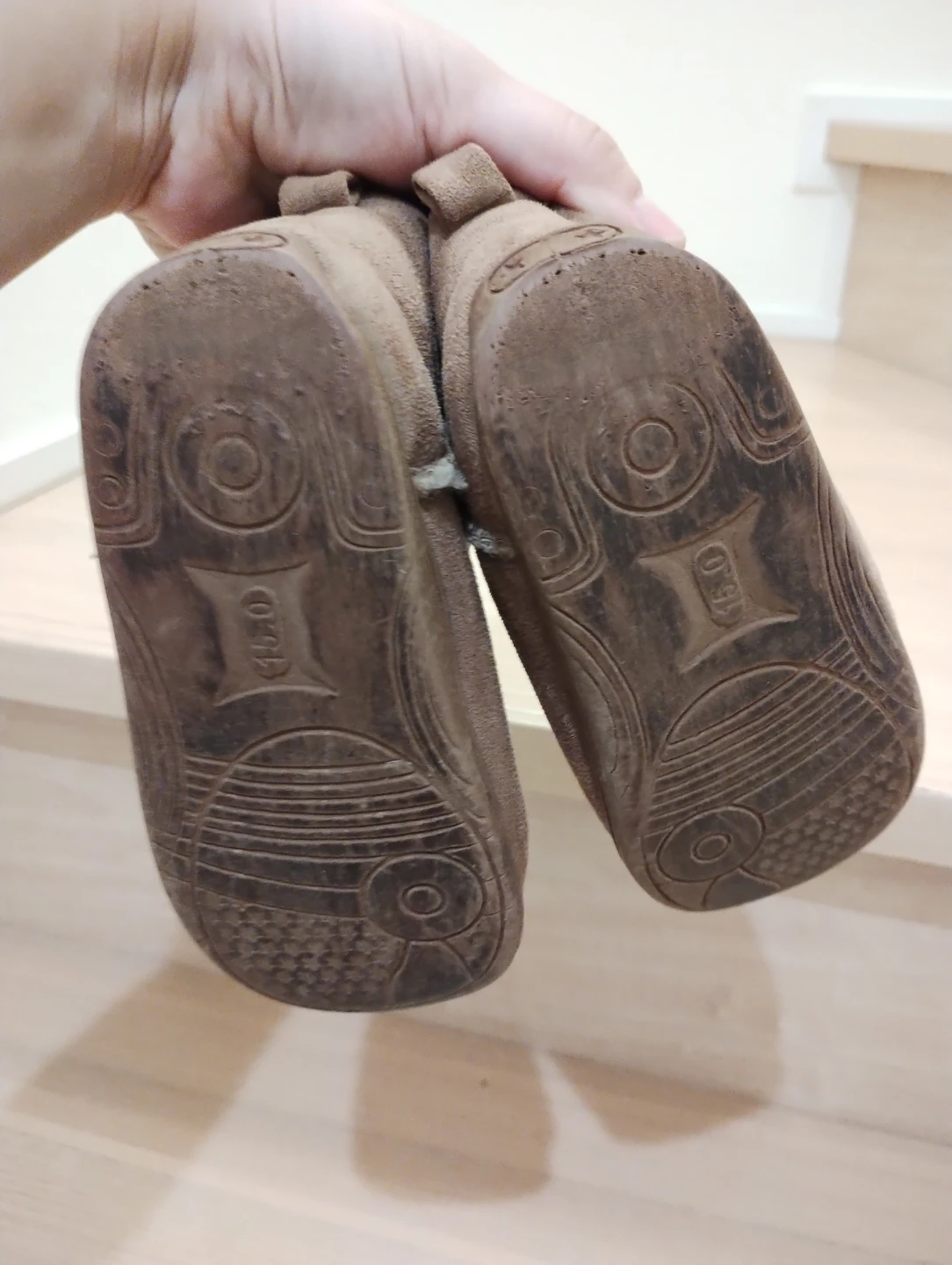 しまむら購入 キッズムートンブーツ 15cm ブラウンの写真5枚目