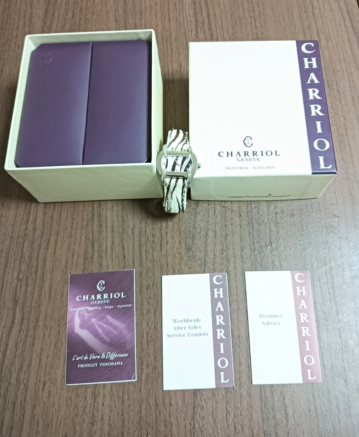 非常に美品。PHILLIP CHARRIOL クチャ ラグダイヤ 腕時計の写真3枚目
