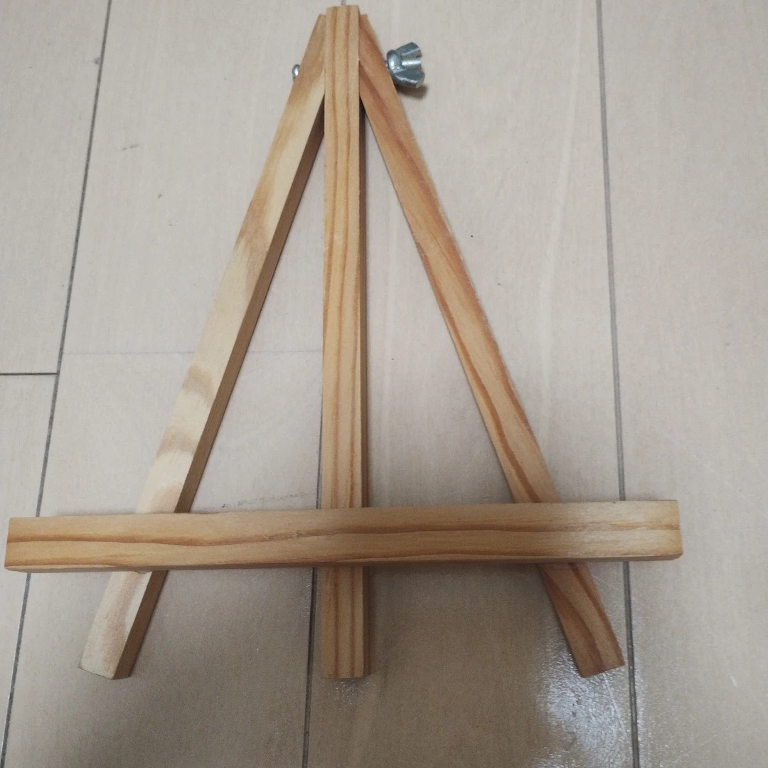 卓上木製イーゼル 2個セットの写真2枚目